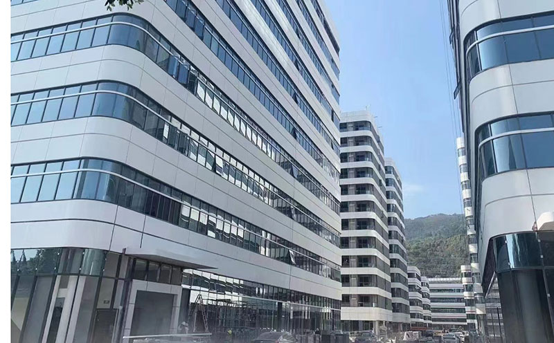 深圳專業(yè)的玻璃幕墻公司