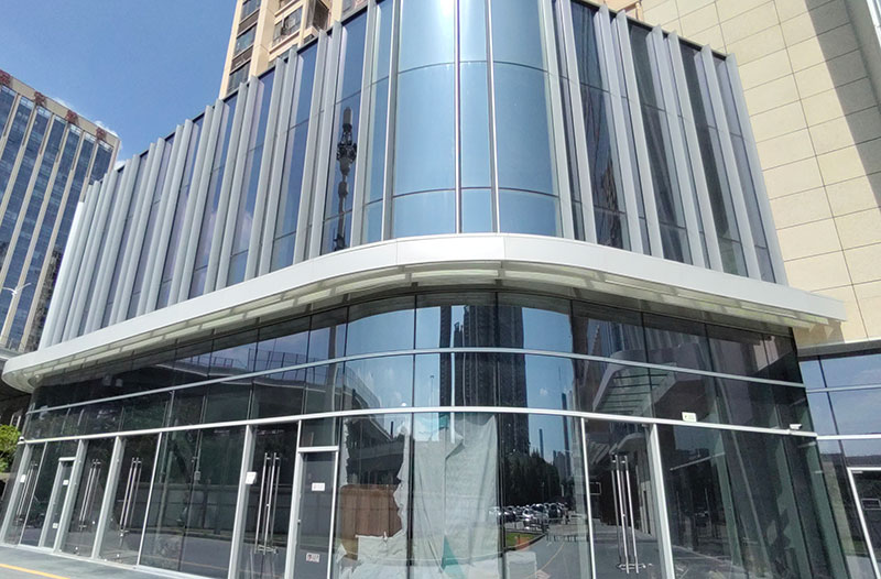 深圳玻璃幕墻公司哪家比較專業(yè)